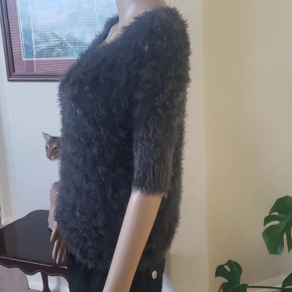 Guess s fuzzy webbed mesh unique top very soft stretchy - Picture 5 of 11